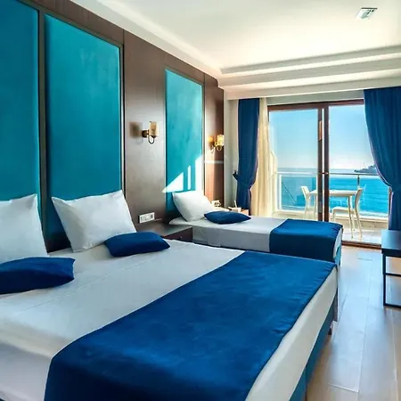 Hotell Hitit Marina &