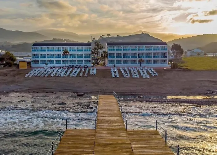 Hitit Marina & Hotel 4*